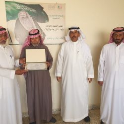 ( تعليم عسير ) زيارة ابتدائية الرشيد ومتوسطة جابر بن حيان بالعرين